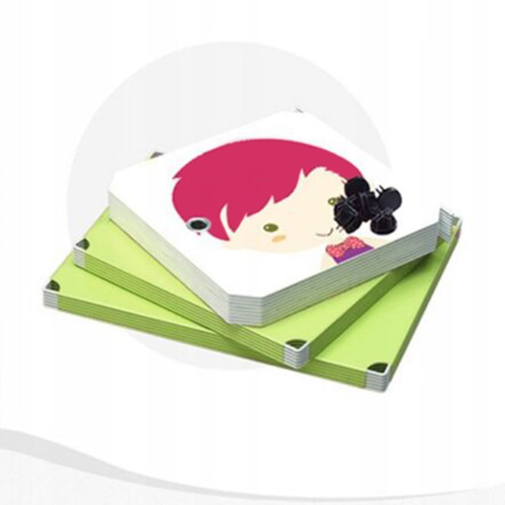 Modułowa, składana szafa dla dzieci - sprytny układ z kolorowym wzorem