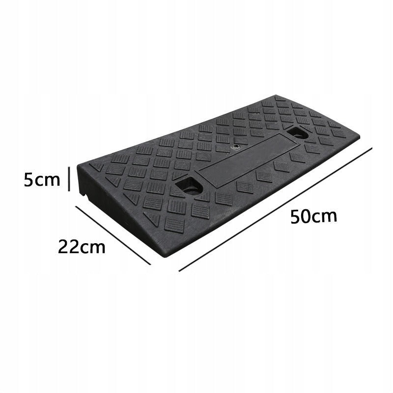Najazd podjazd krawężnikowy pod krawężnik czarny samochodowy rampa 5 cm