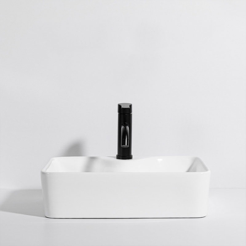 Umywalka ceramiczna Rebiko – 470 x 370 x 140 mm, biała, minimalistyczny, nowoczesny design