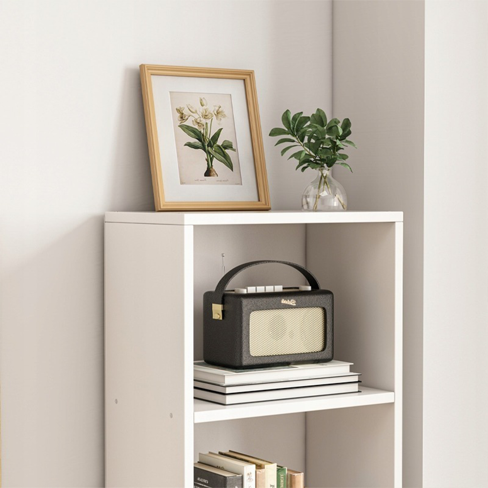Biała szafka z półkami – 50 x 182 x 30 cm | nowoczesne miejsce do przechowywania książek, dekoracji i dokumentów
