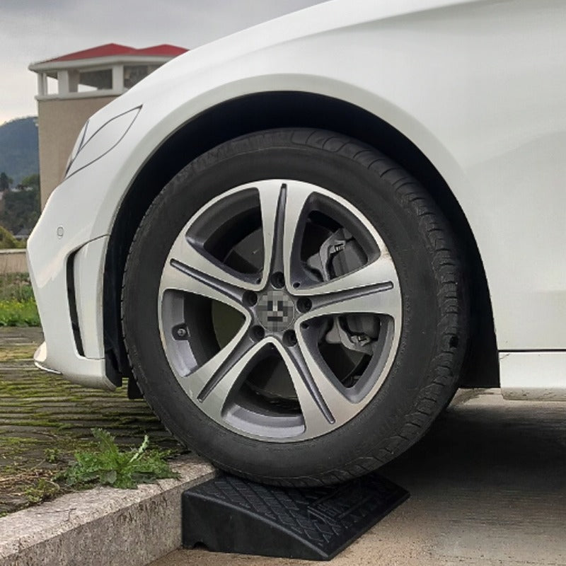 Najazd podjazd krawężnikowy pod krawężnik czarny samochodowy rampa 15 cm