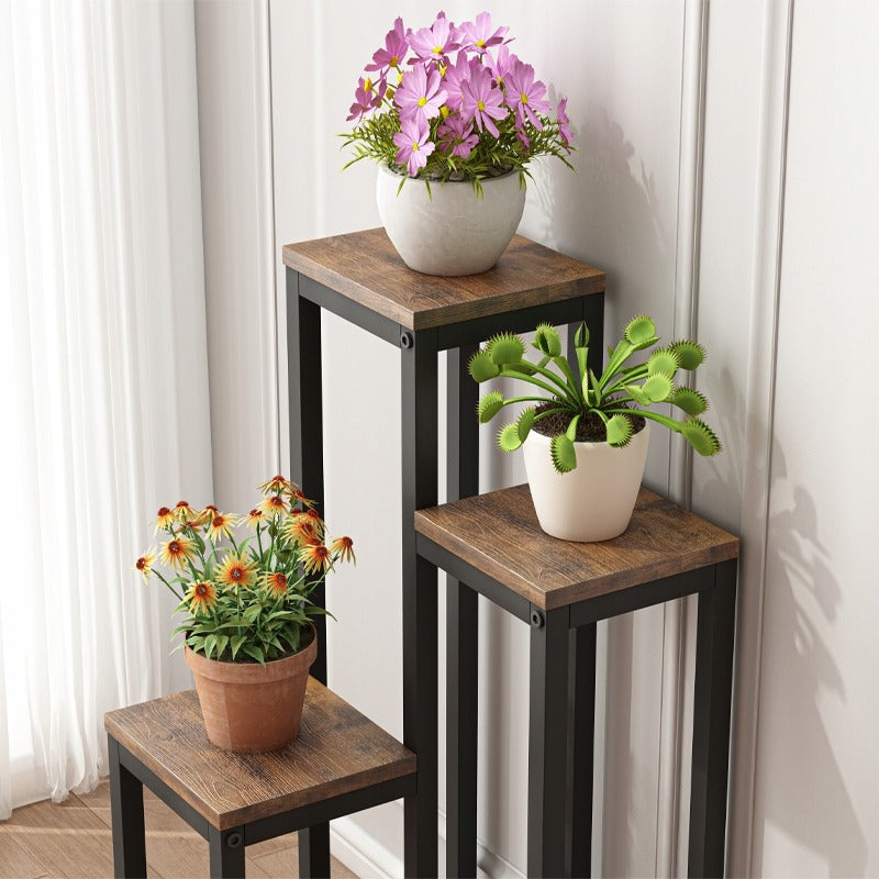 Stojaki na rośliny, doniczki