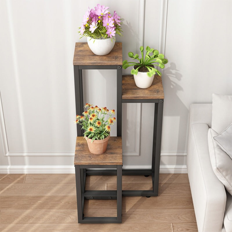 Stojaki na rośliny, doniczki